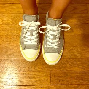 Grey converse with hints of pastel coloring 🌈